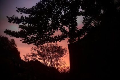 …morgens früh um 8 Uhr über dem #Düsseltal! #colorfull #mornings #düsseldorf